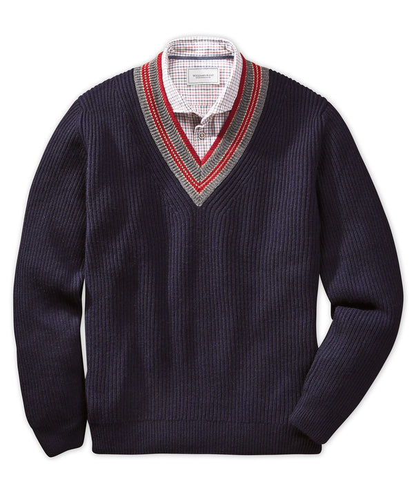 Johnstons of Elgin Scottish Cashmere V-neck Sweater - Williams & Kent